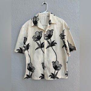 Zara Cream Embroidered floral button up Shirt size medium